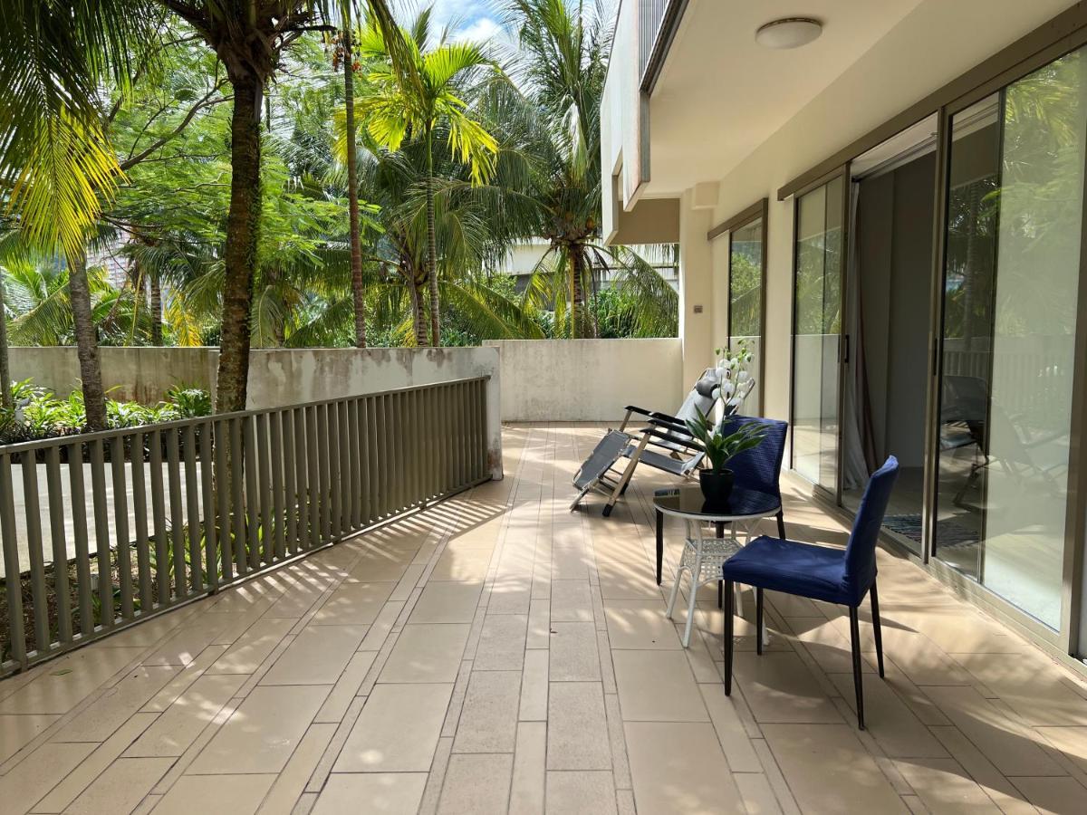 By The Sea@ Cozy Beachfront Home Batu Ferringhi Exterior photo